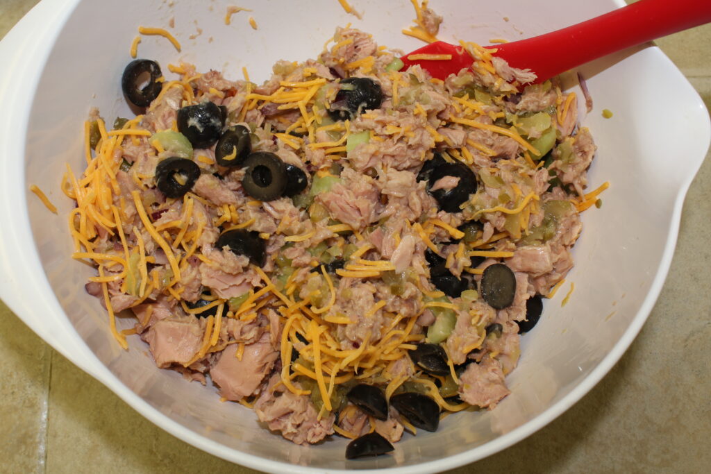 tuna burger mixture