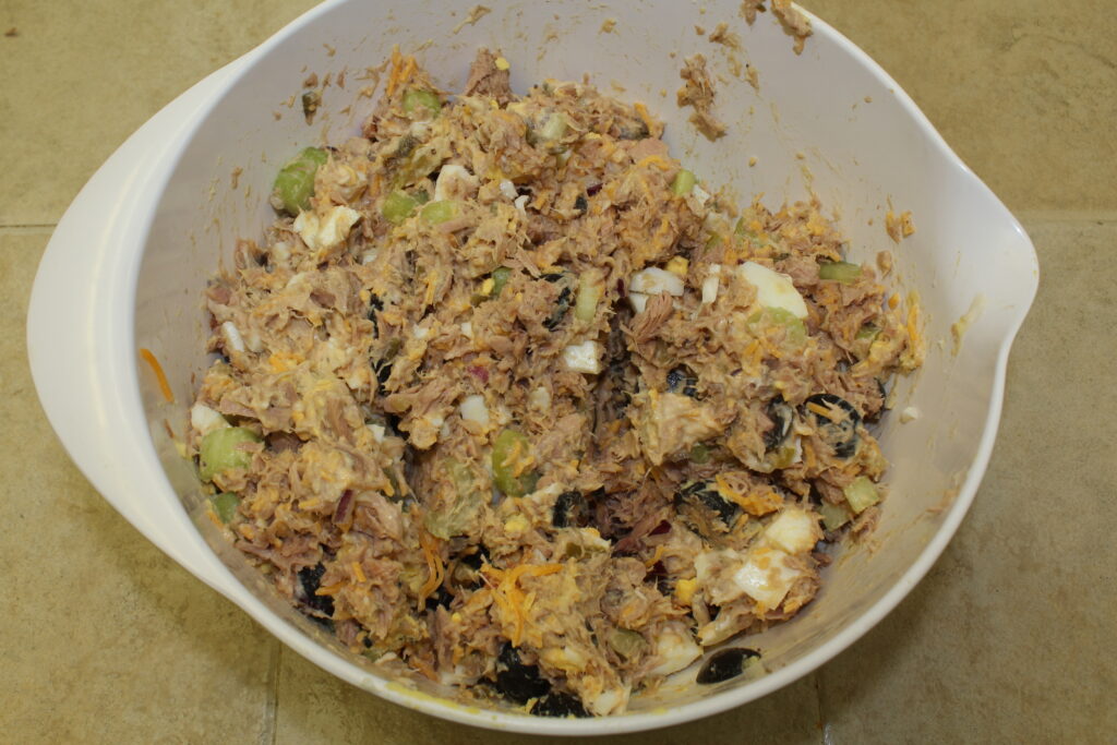 final mixture for Tuna Burgers ready to put on buns