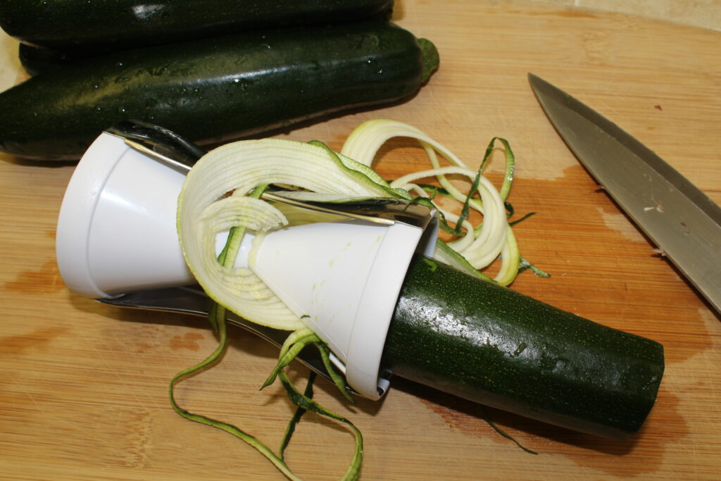 spiralizer with zucchini