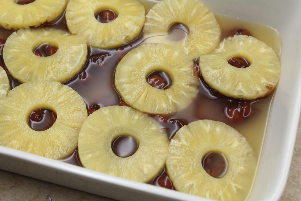 pineapple rings in baking dish